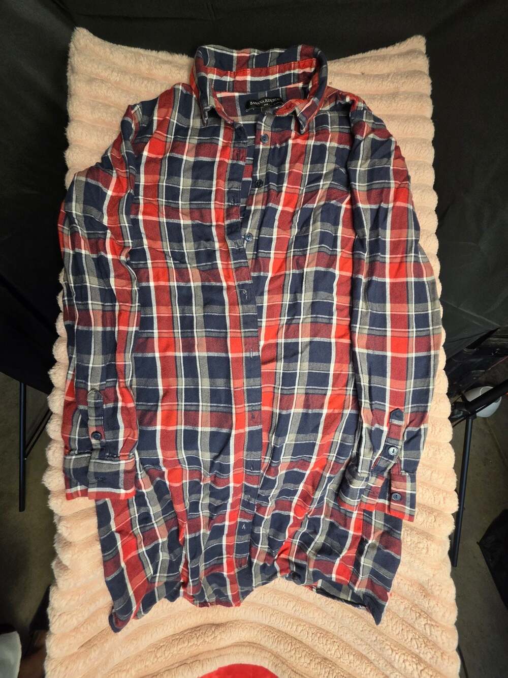 Banana Republic Women's Long Sleeve Rayon Plaid Button Down Shirt Red/Blue